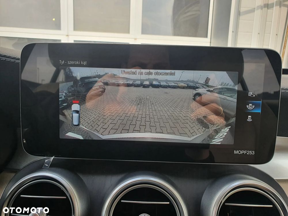 Mercedes-Benz GLC 200 d 4-Matic Business Edition - 31