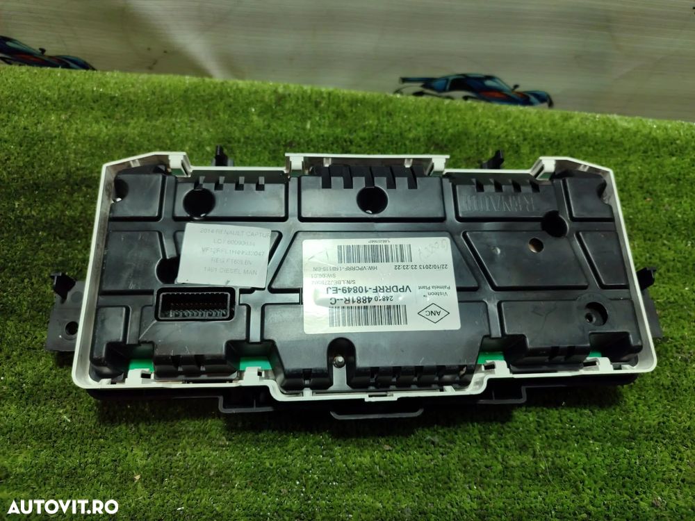 CEASURI BORD RENAULT CAPTUR 1.5 DIESEL 2014 / CROSSOVER SUV COMPACT (5 UȘI) COD OEM 248104881R  / 2013-2017 - 7