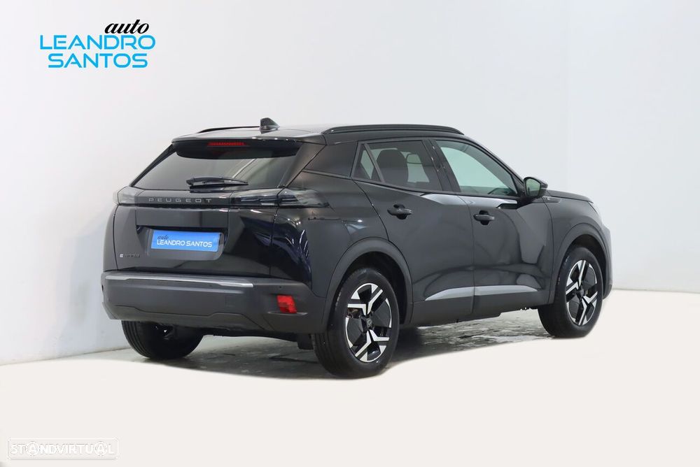 Peugeot e-2008 54 kWh Allure - 3