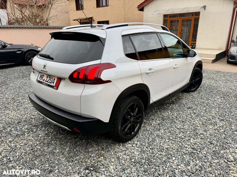 Peugeot 2008 PureTech 130 GPF Stop&Start Crossway - 2