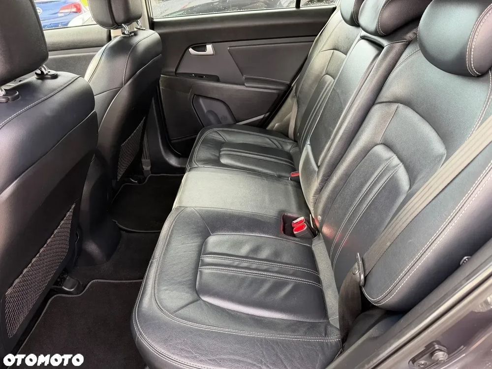 Kia Sportage 1.6 GDI 2WD Attract - 12