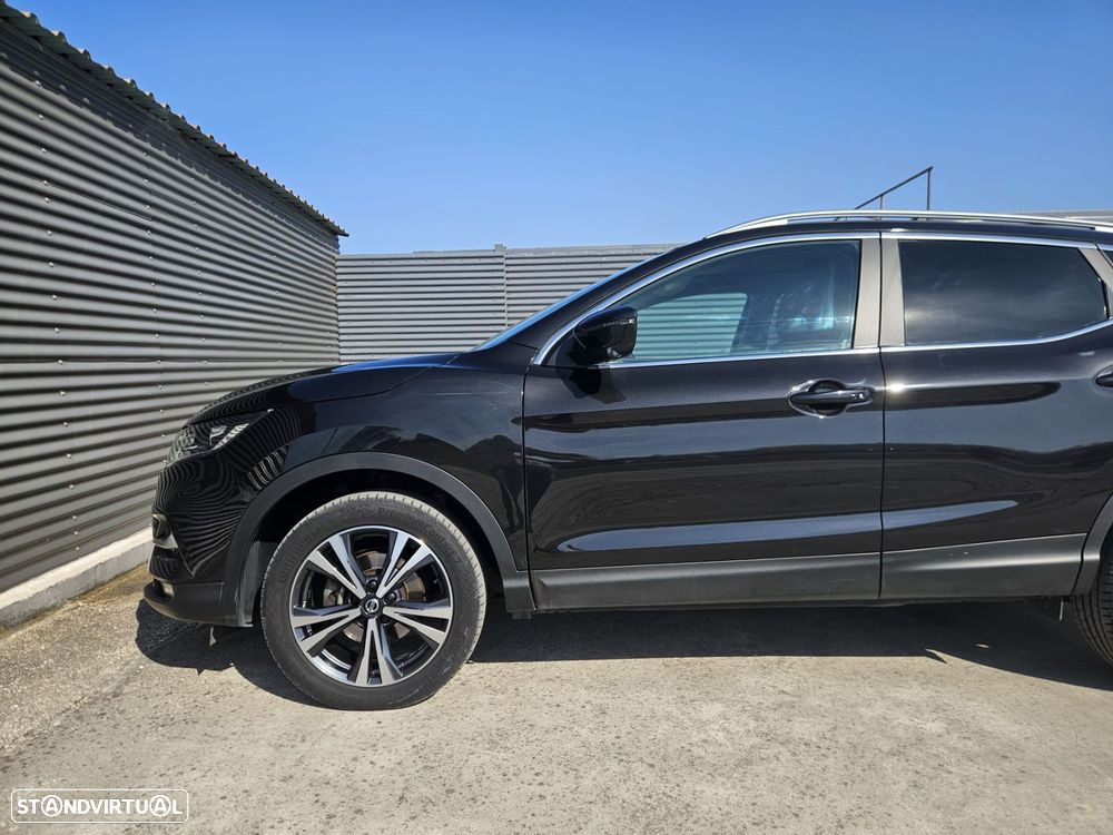 Nissan Qashqai 1.3 DIG-T N-Connecta LED+SKY - 15