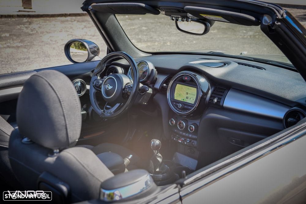 MINI Cabrio Cooper D - 11