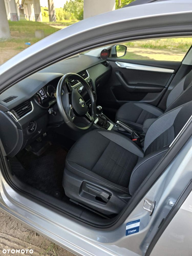 Skoda Octavia 1.5 TSI ACT Active - 10