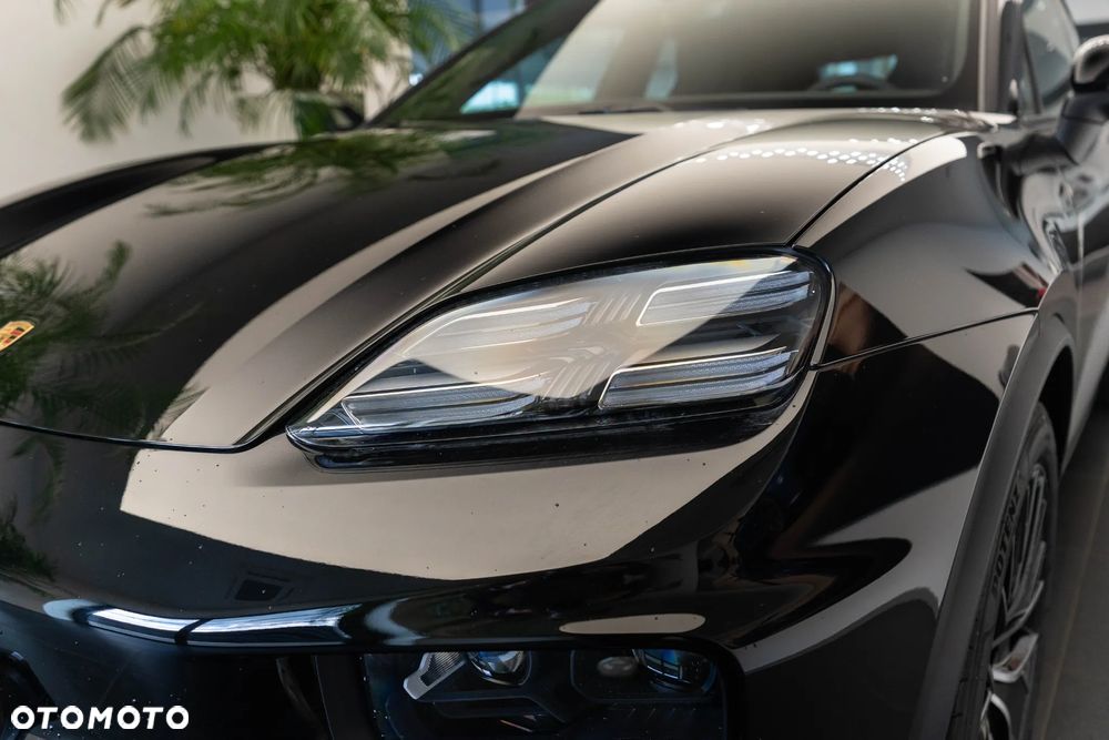Porsche Macan - 33