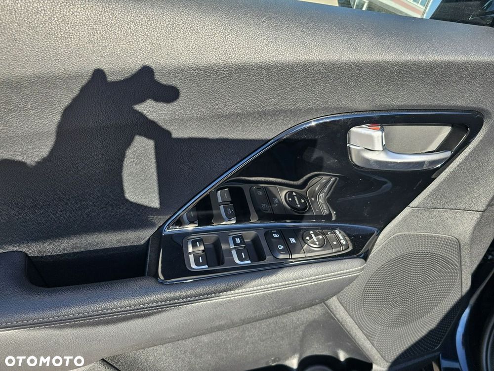 Kia Niro 1.6 GDI Plug-in Hybrid L Business Line - 23