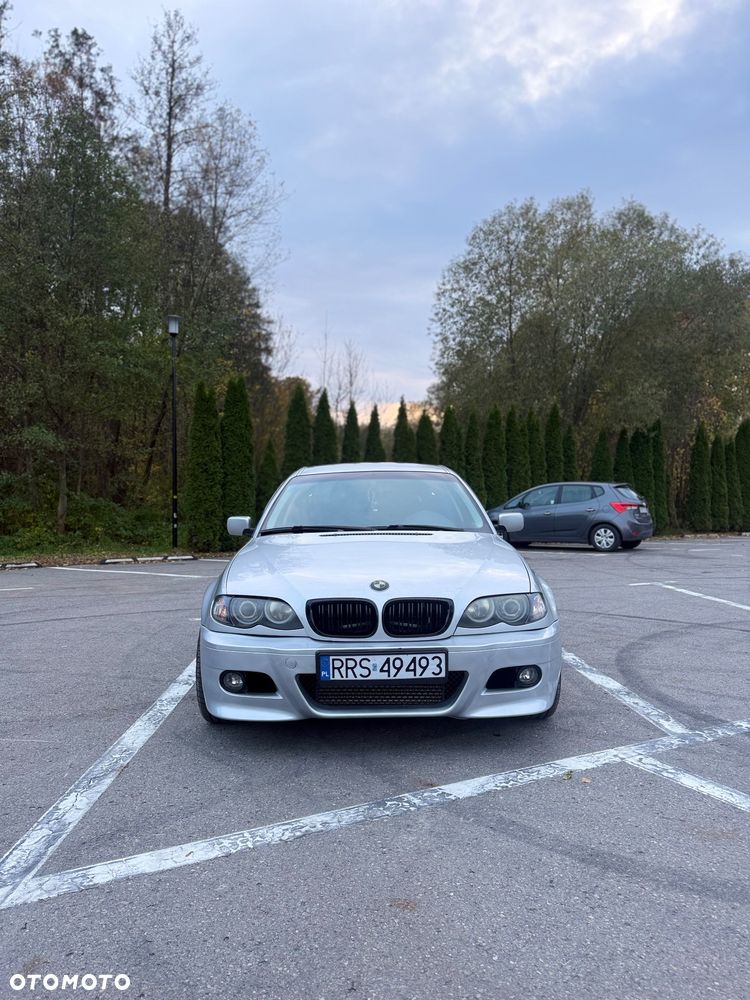 BMW 3 Series 2003 photo 2