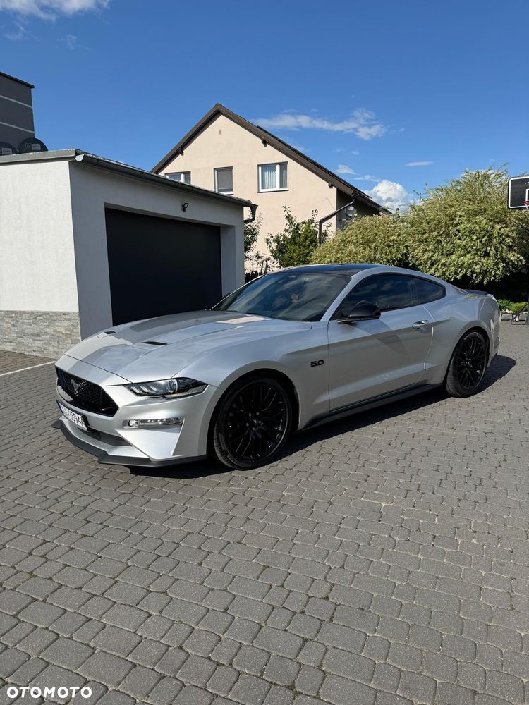 Ford Mustang - 5