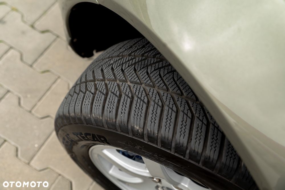 Volvo V70 2.5T Summum - 38