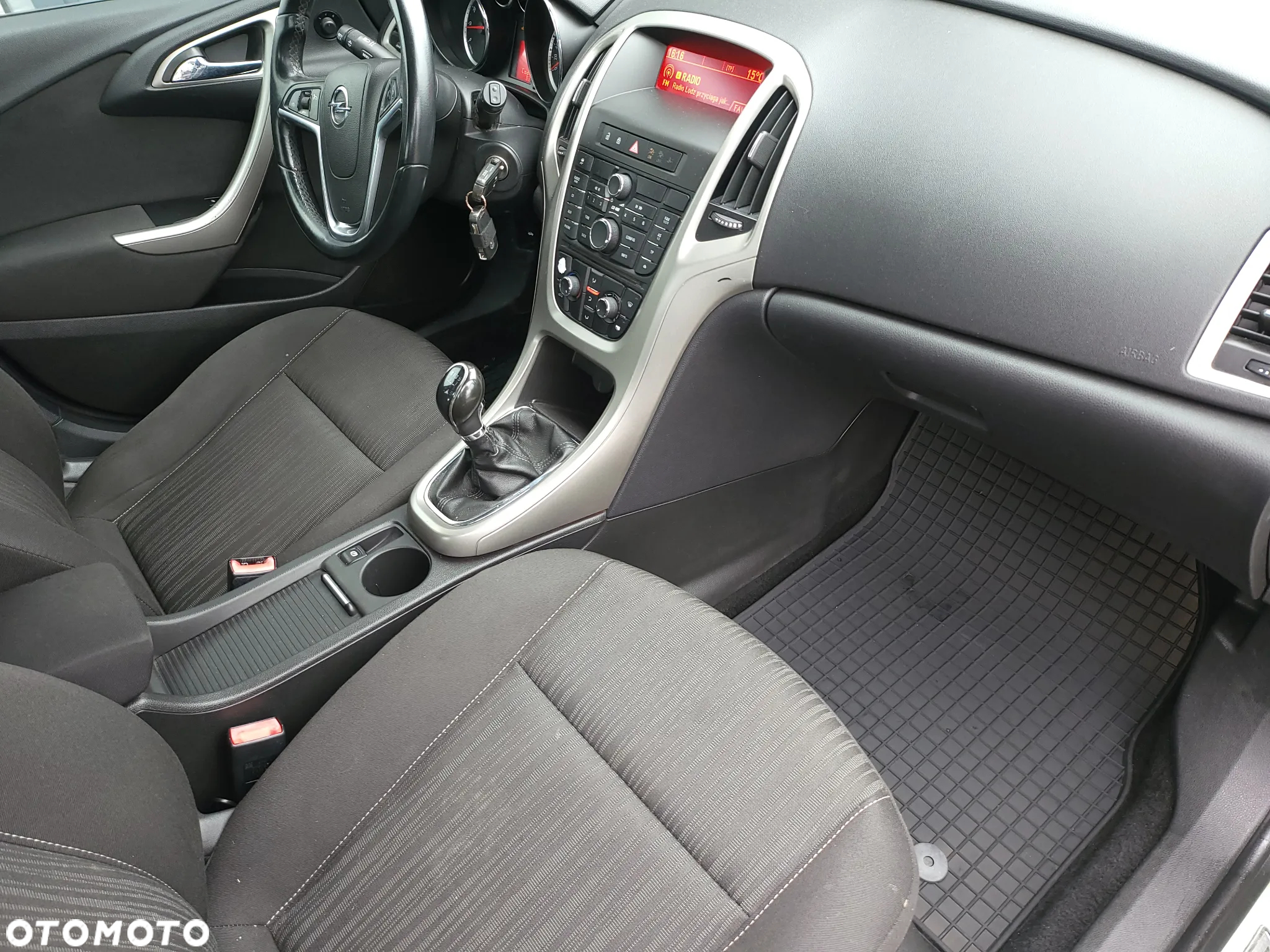 Opel Astra 1.4 Turbo Color Edition - 9