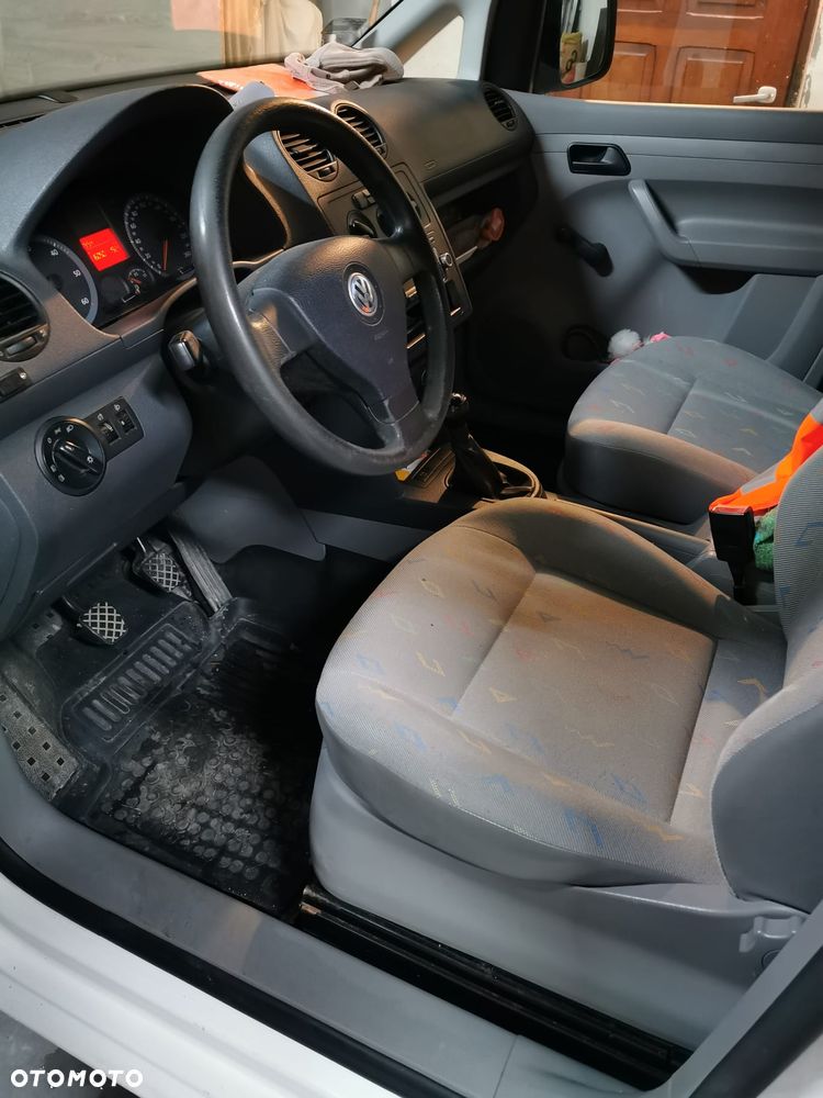 Volkswagen CADDY - 9