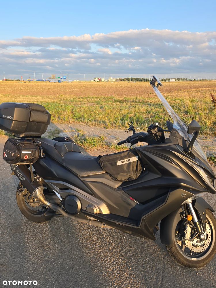 Kymco AK 550 - 11
