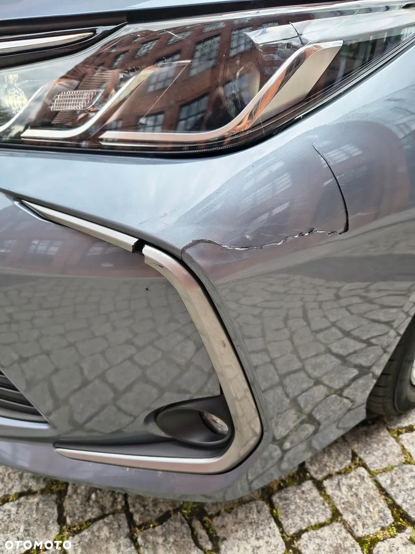 Toyota Corolla 1.8 Hybrid Comfort - 14