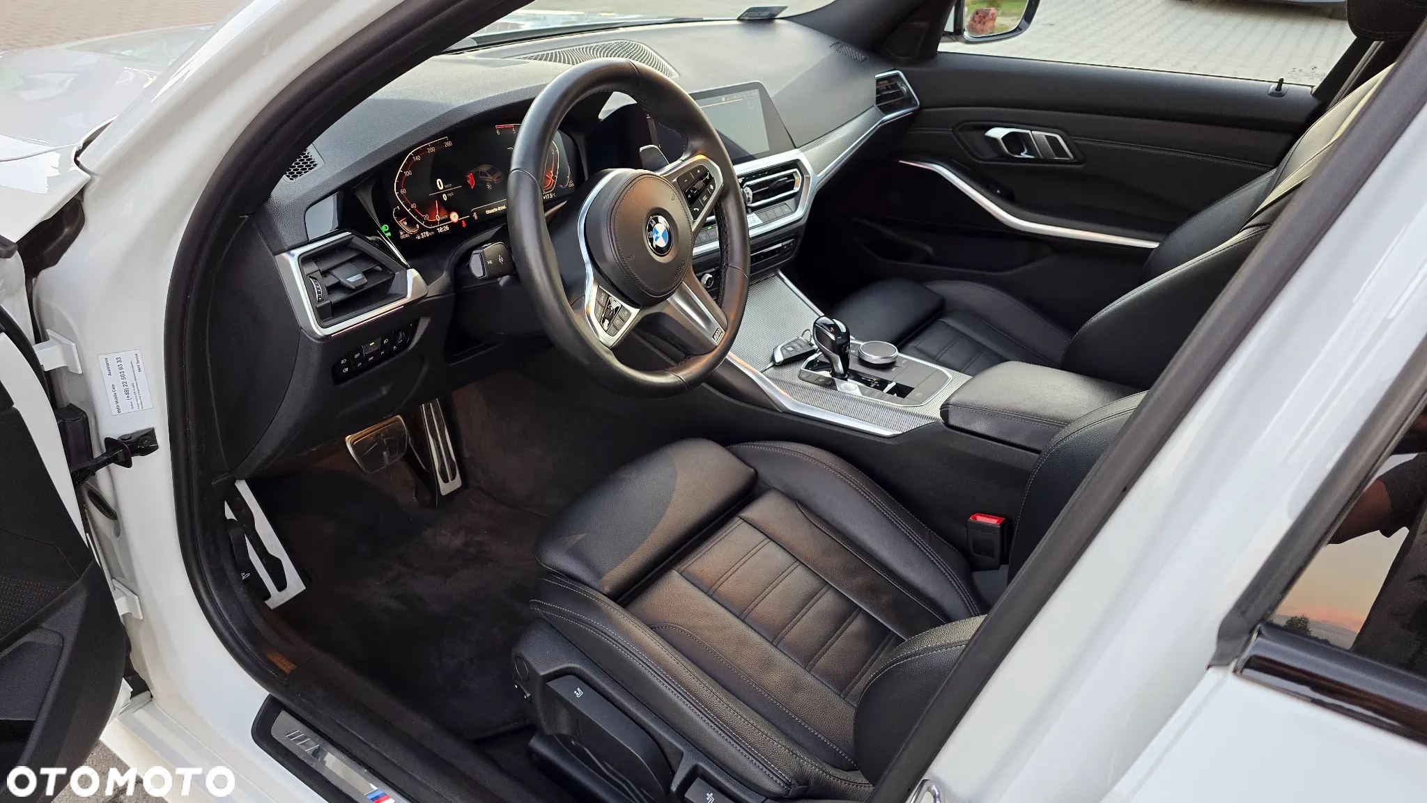 BMW Seria 3 320d xDrive M Sport Shadow sport - 9