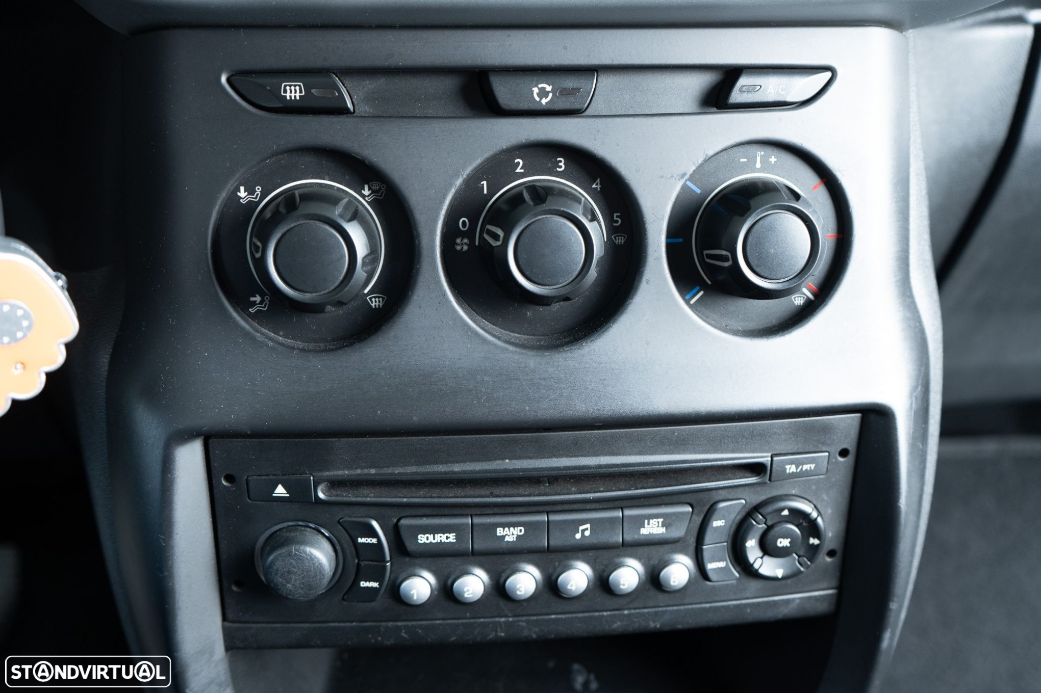 Citroën C3 HDi FAP Attraction - 19
