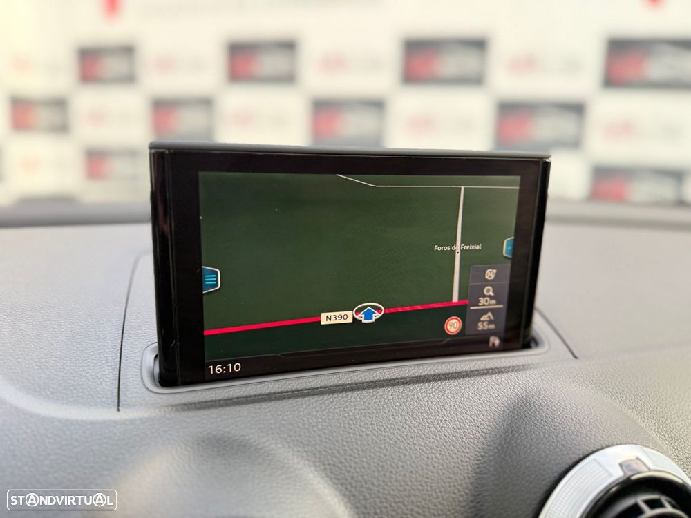 Audi A3 Limousine 1.6 TDI S-line - 40