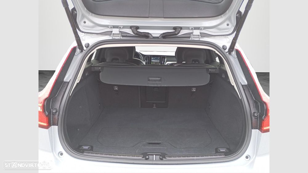 Volvo V60 2.0 T6 AWD TE Plus Bright — fotografia 12