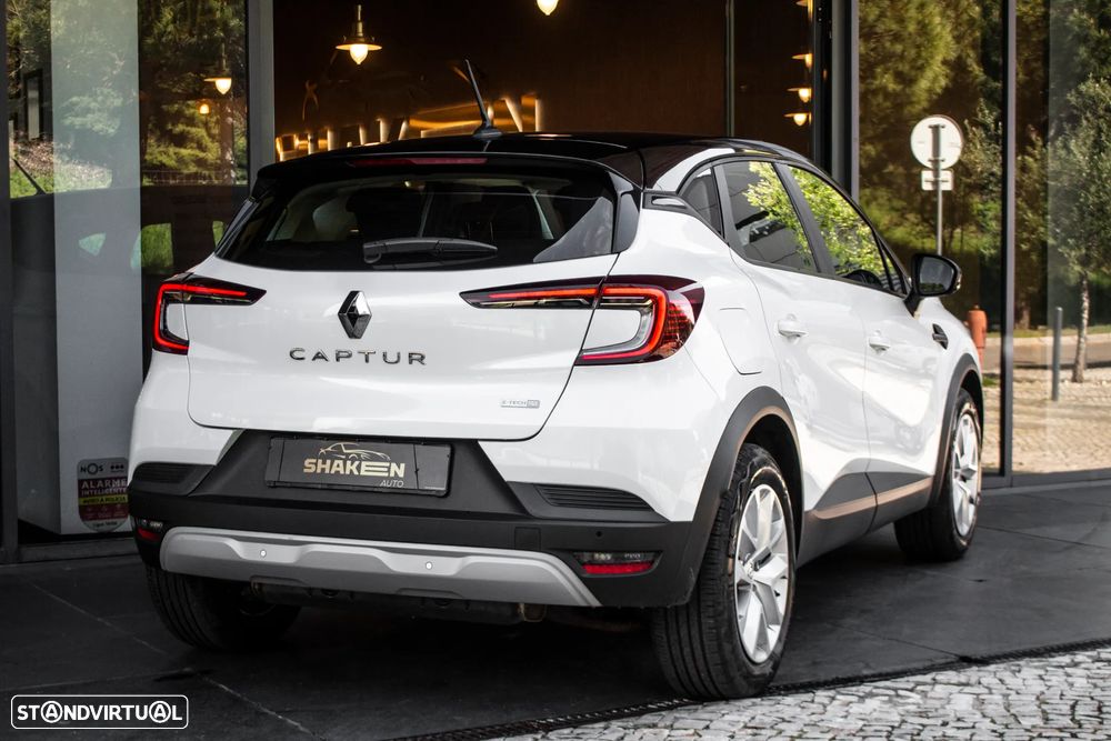 Renault Captur E-TECH 160 INTENS - 4