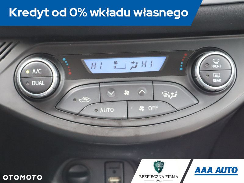 Toyota Yaris - 13