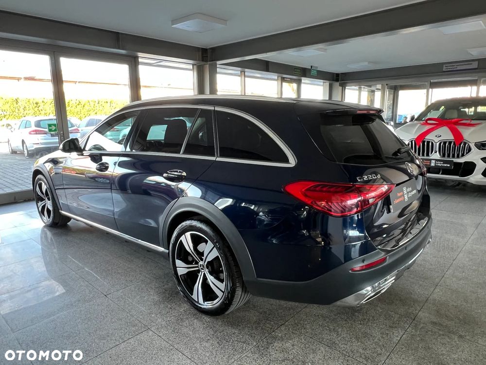 Mercedes-Benz Klasa C 220 d 4MATIC 9G-TRONIC - 12