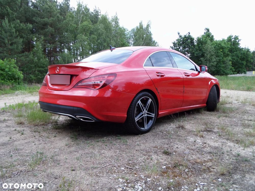 Mercedes-Benz CLA 250 7G-DCT StreetStyle - 3