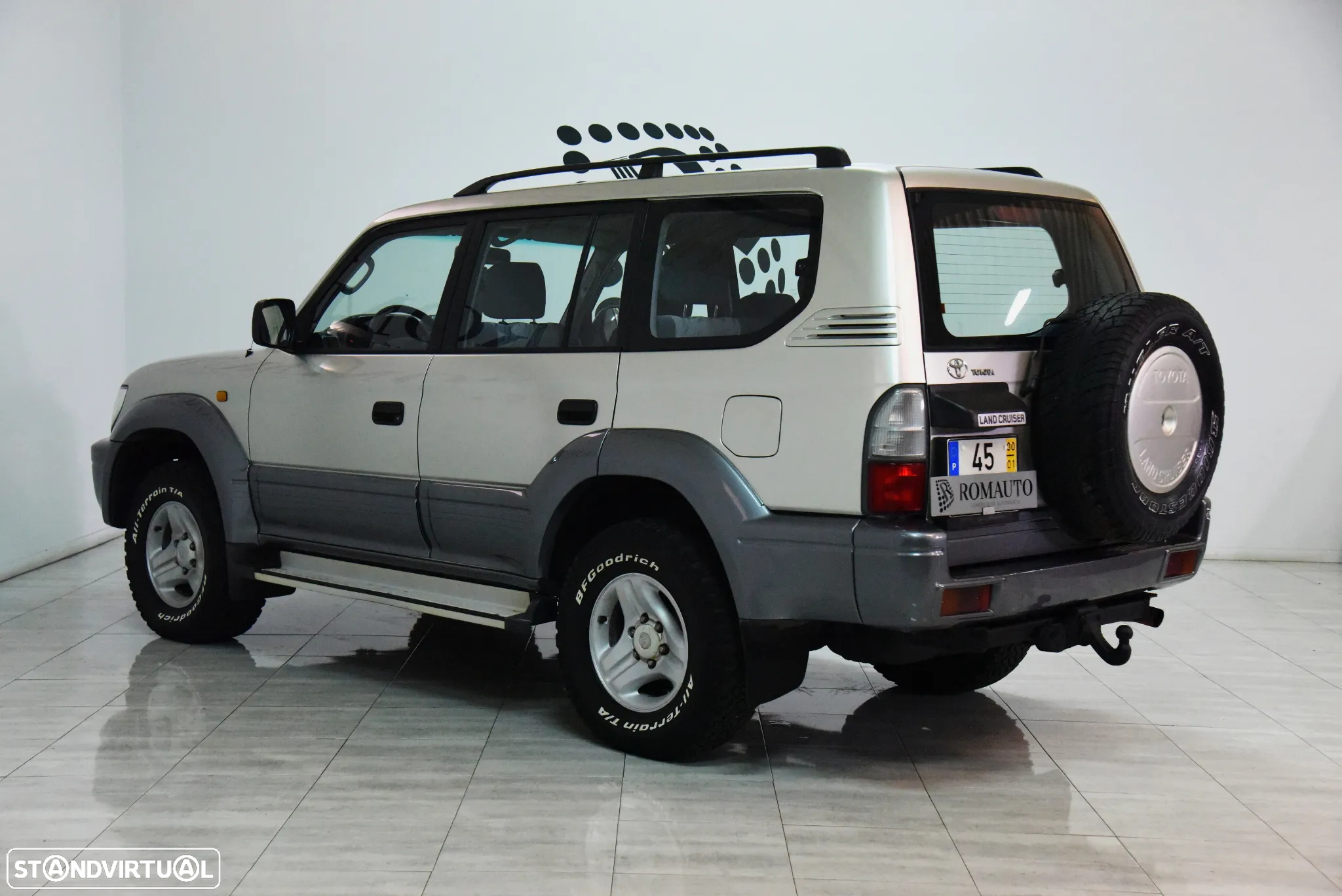 Toyota Land Cruiser 3.0 TD Pack 2 - 6