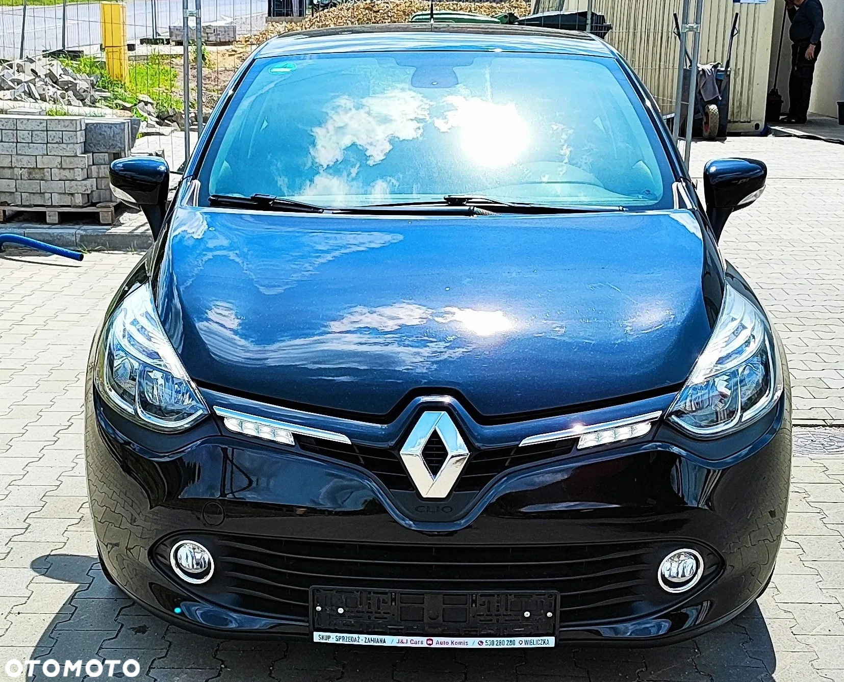 Renault Clio 1.2 16V Limited EU6 - 22