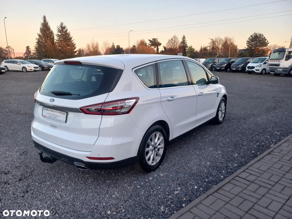 Ford S-Max 2.0 TDCi Titanium PowerShift - 6
