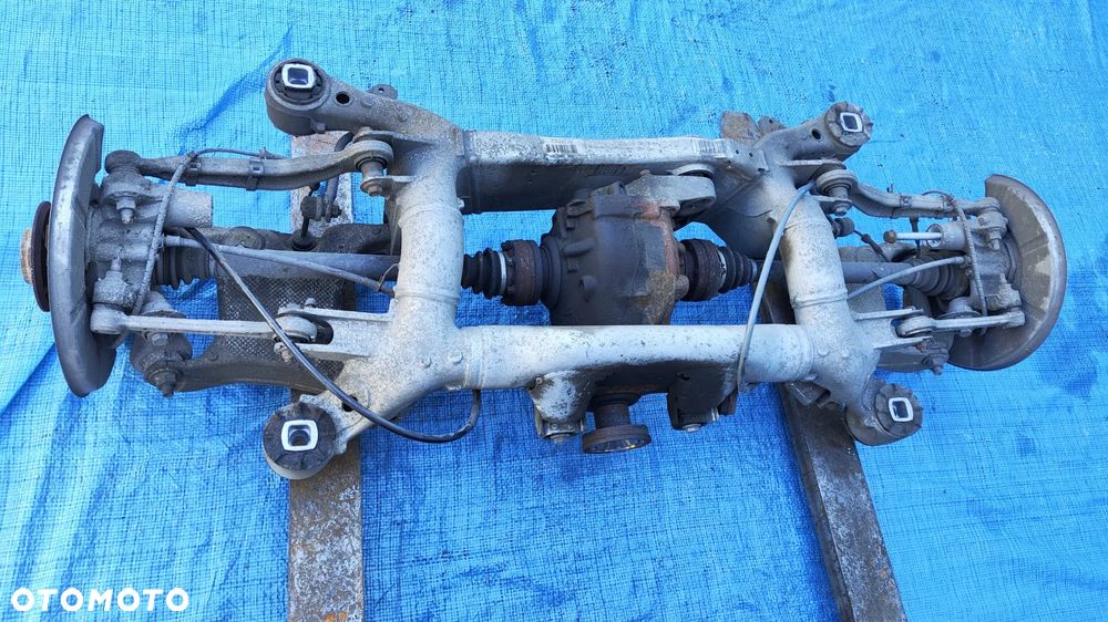 ZAWIESZENIE TYŁ TYLNE KOMPLETNE SANKI BELKA ZWROTNICA PIASTA WAHACZ MOST DYFER DYFERENCJAŁ 3.91 3,91 PÓŁOŚ LEWA PRAWA  6770842 7560606 BMW E63 E64 LCI LIFT 630i 3.0i N53 - 2