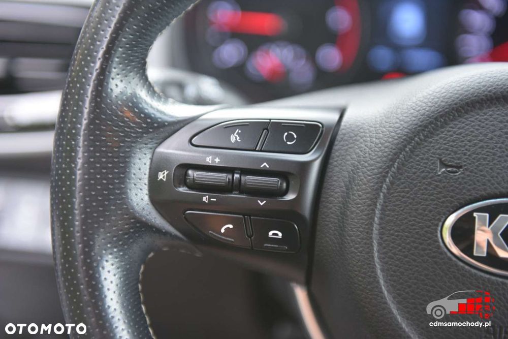Kia Stonic - 34