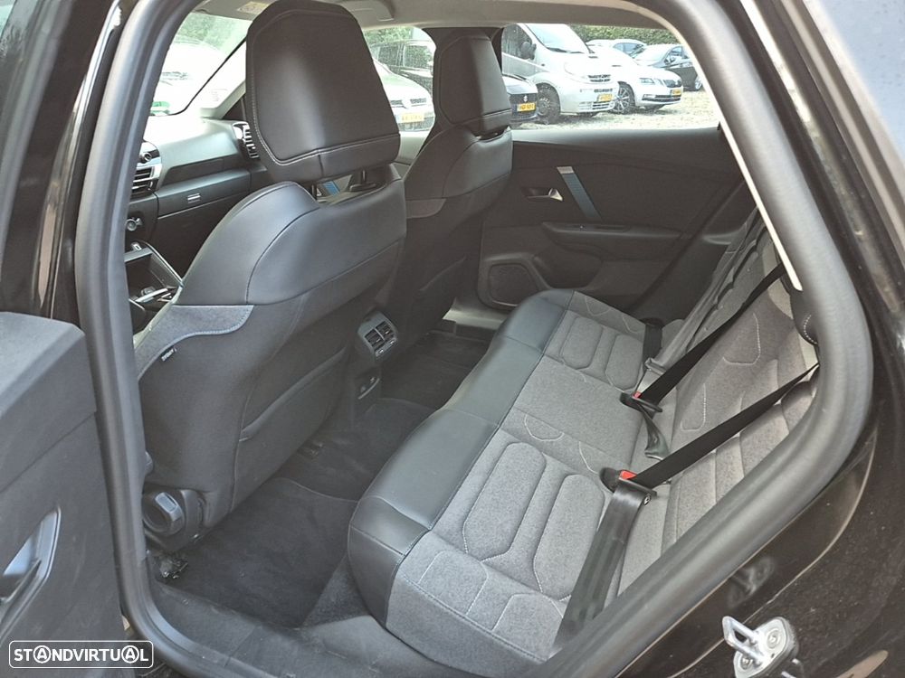 Citroën C4 e-C4 136 PLUS - 3