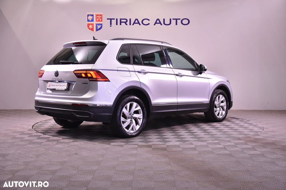 Volkswagen Tiguan - 6