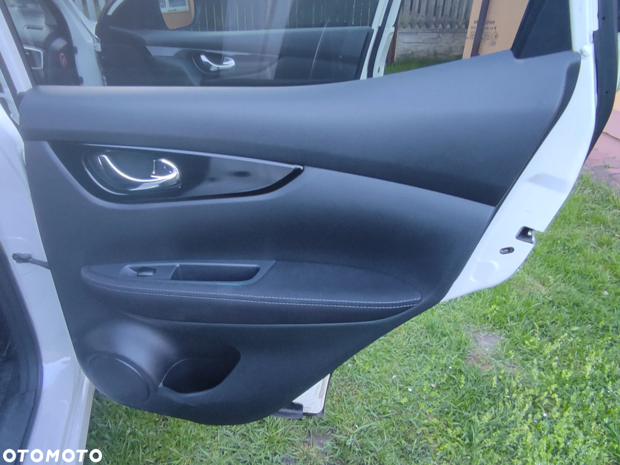 Nissan Qashqai 1.5 dCi N-Connecta EU6 - 23