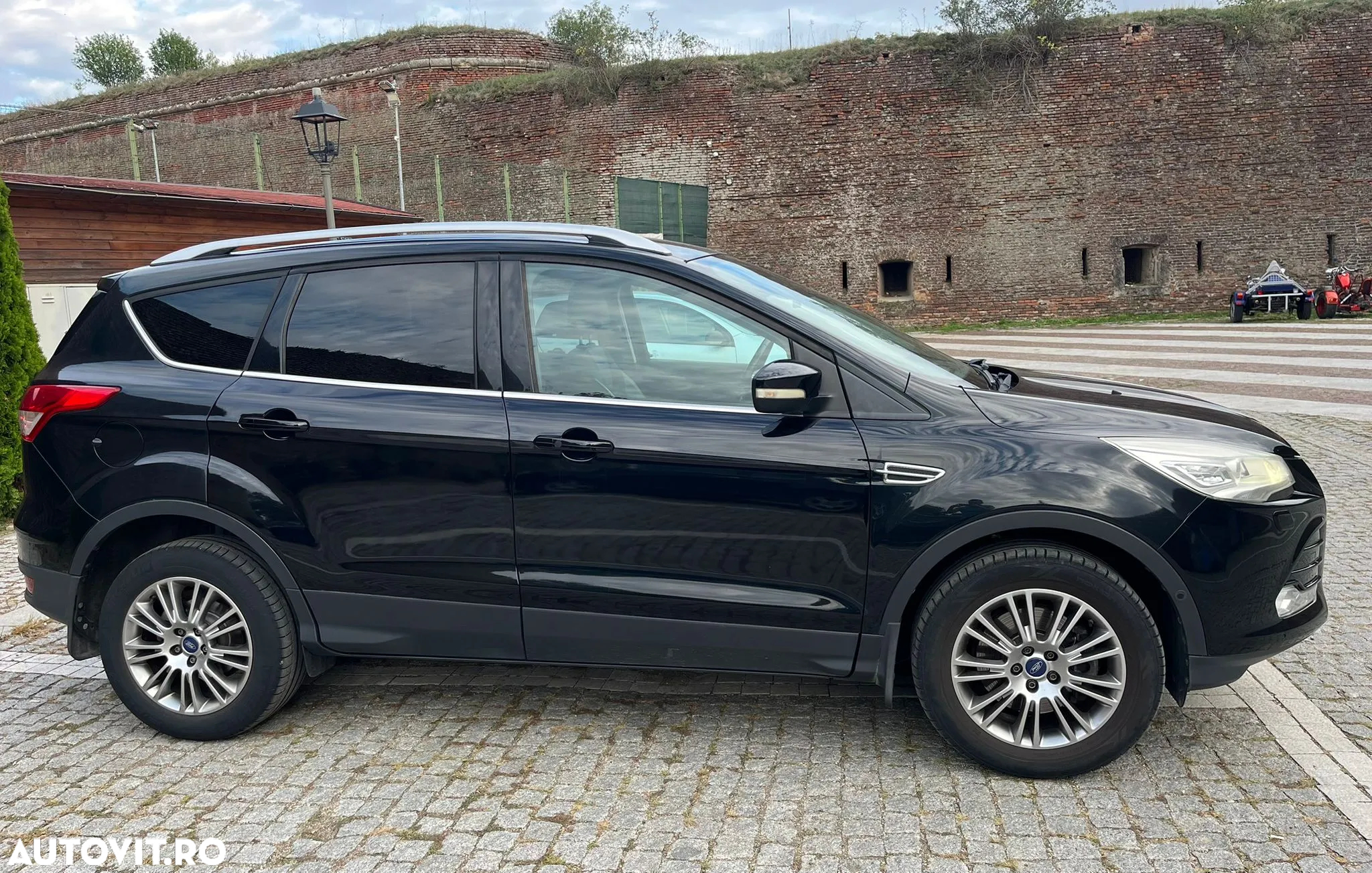 Ford Kuga 2.0 TDCi 4WD Titanium - 7