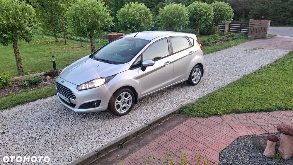 Ford Fiesta - 2