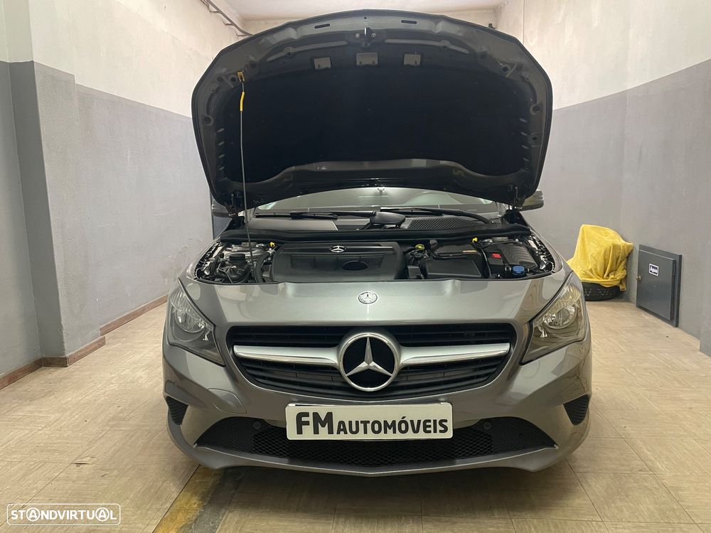 Mercedes-Benz CLA 180 d Shooting Brake Urban Aut. - 32