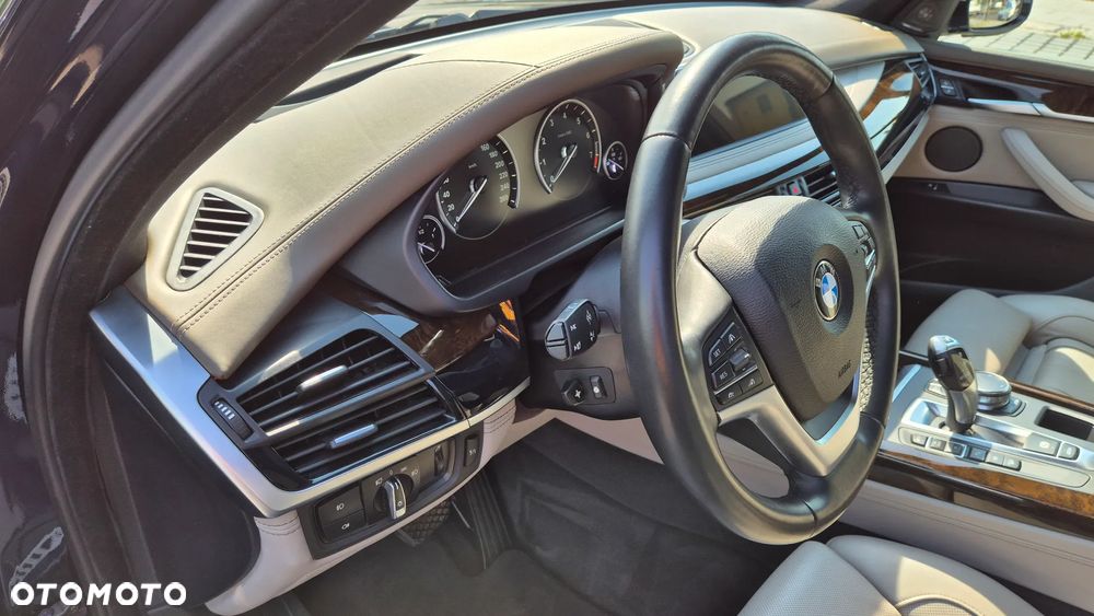 BMW X5 3.5i xDrive - 15