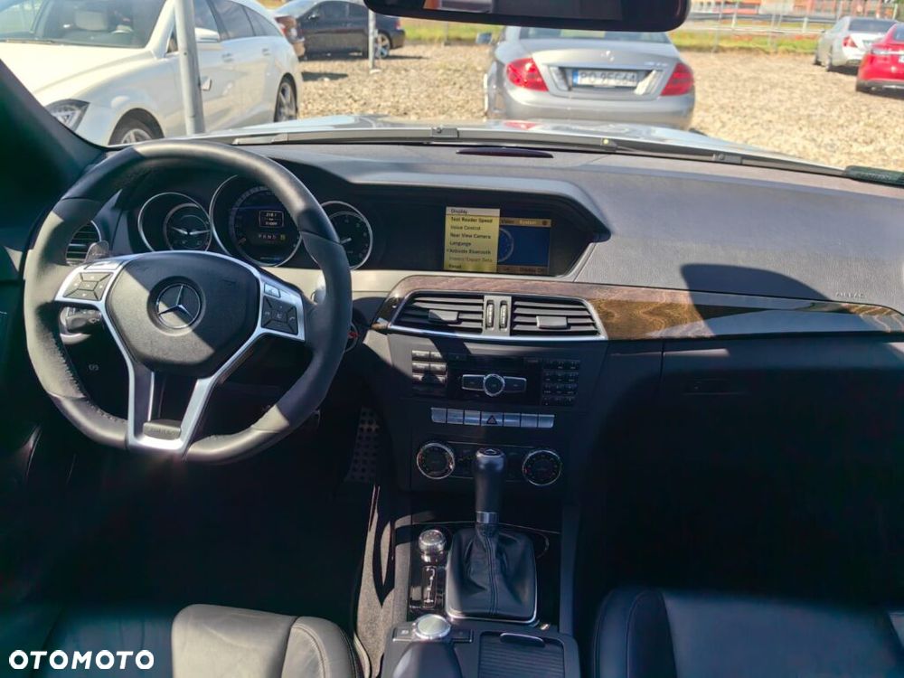 Mercedes-Benz Klasa C 63 AMG 7G-TRONIC Performance Plus - 23