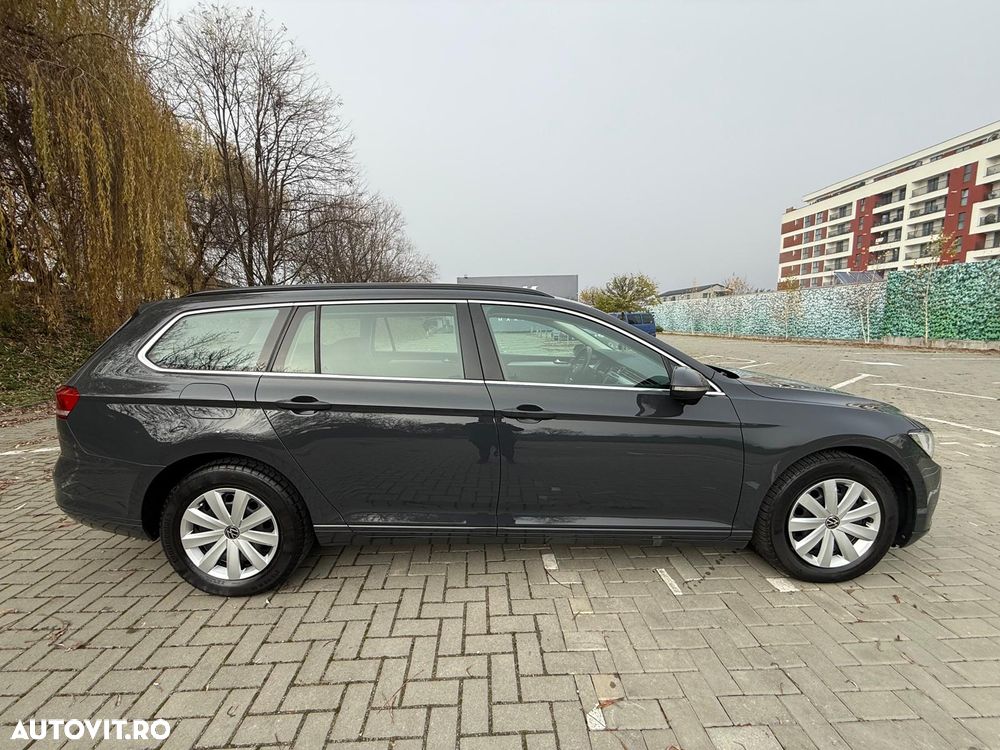 Volkswagen Passat Variant 2.0 TDI (BlueMotion Technology) Comfortline - 12