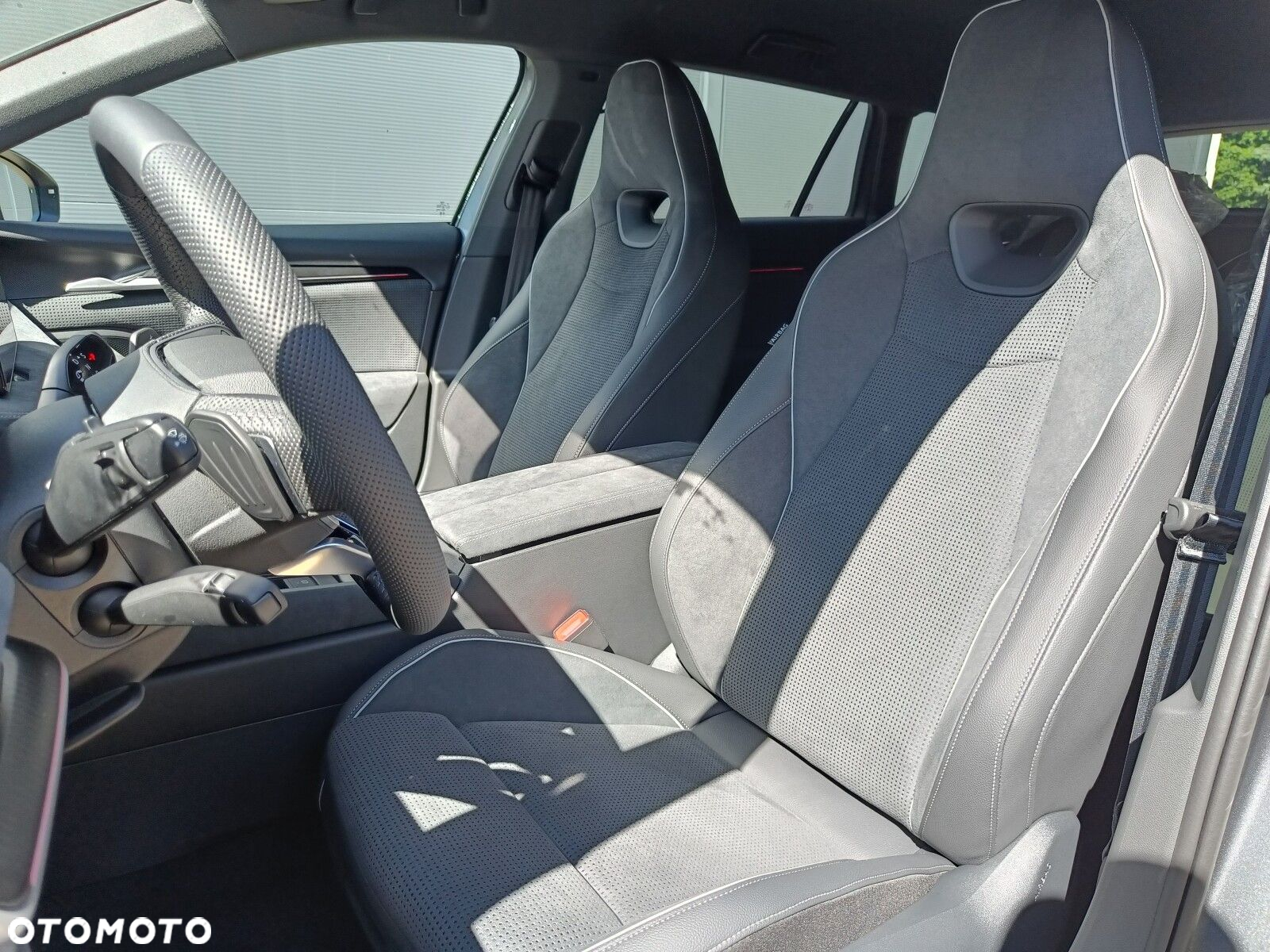 Skoda Superb 2.0 TSI Sportline DSG - 5