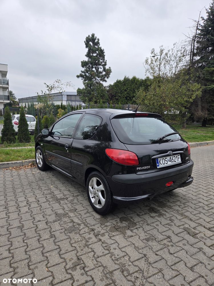 Peugeot 206 2001 photo 5