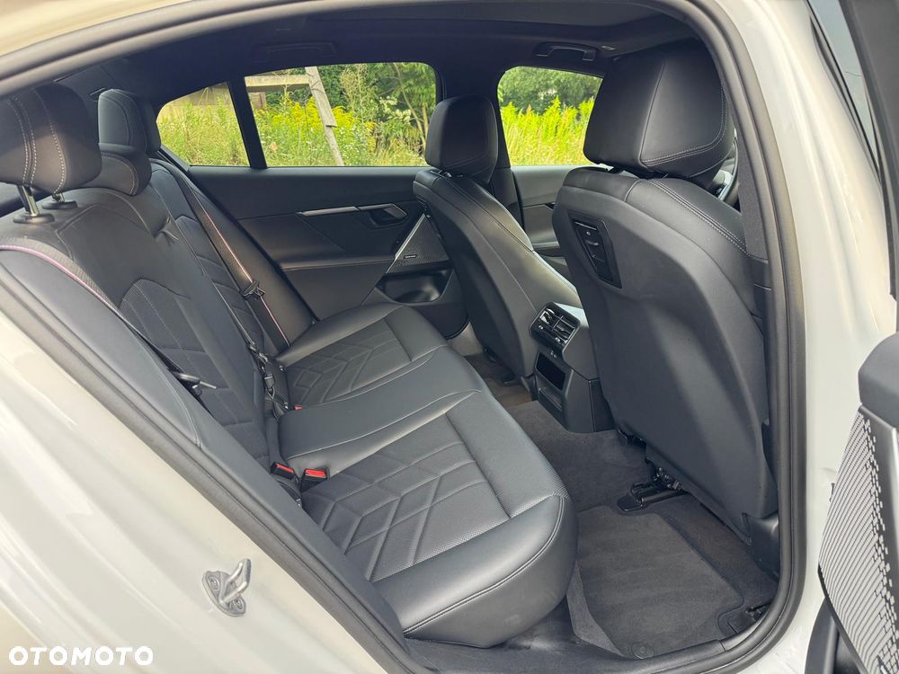 BMW Seria 5 520d xDrive mHEV M Sport - 31