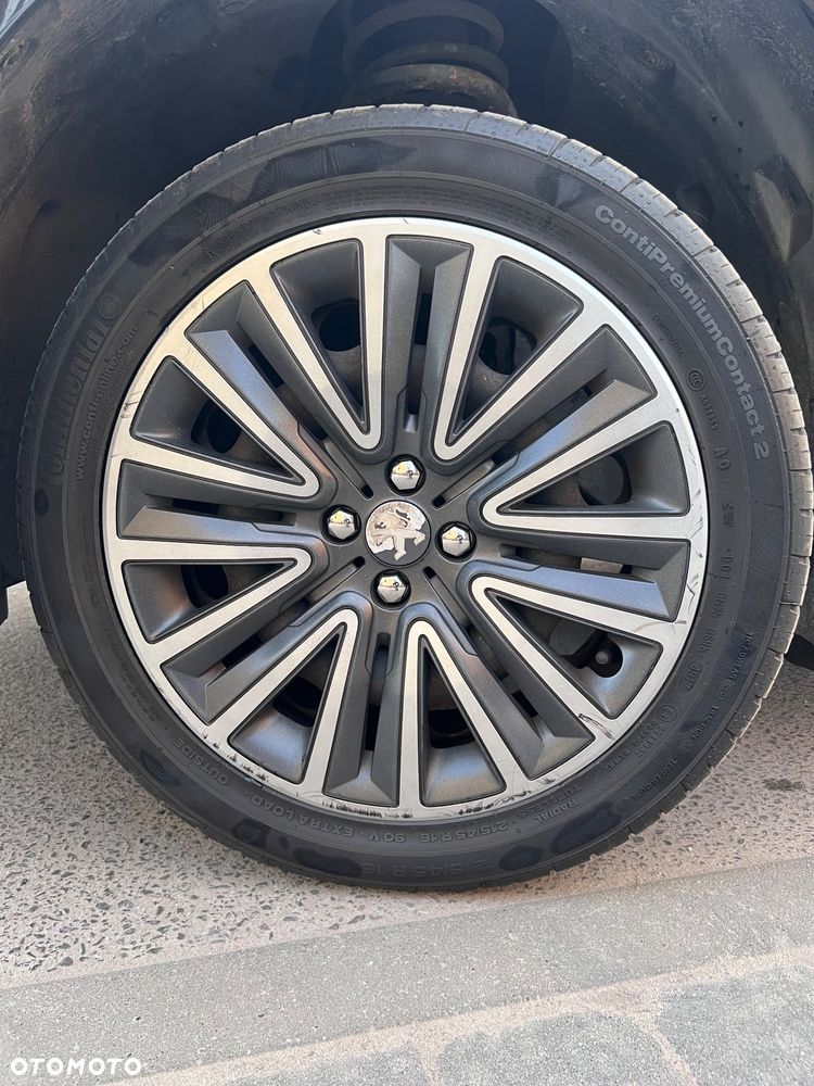 Peugeot 2008 82 VTI Acess - 20