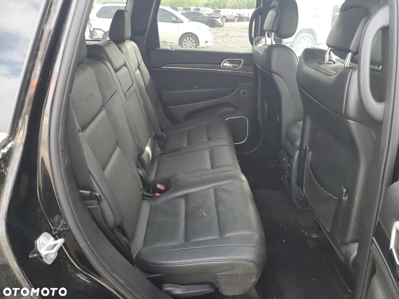 Jeep Grand Cherokee - 9