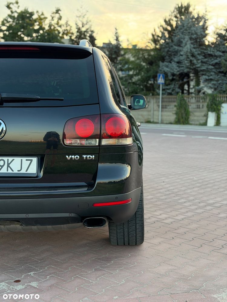 Volkswagen Touareg - 8