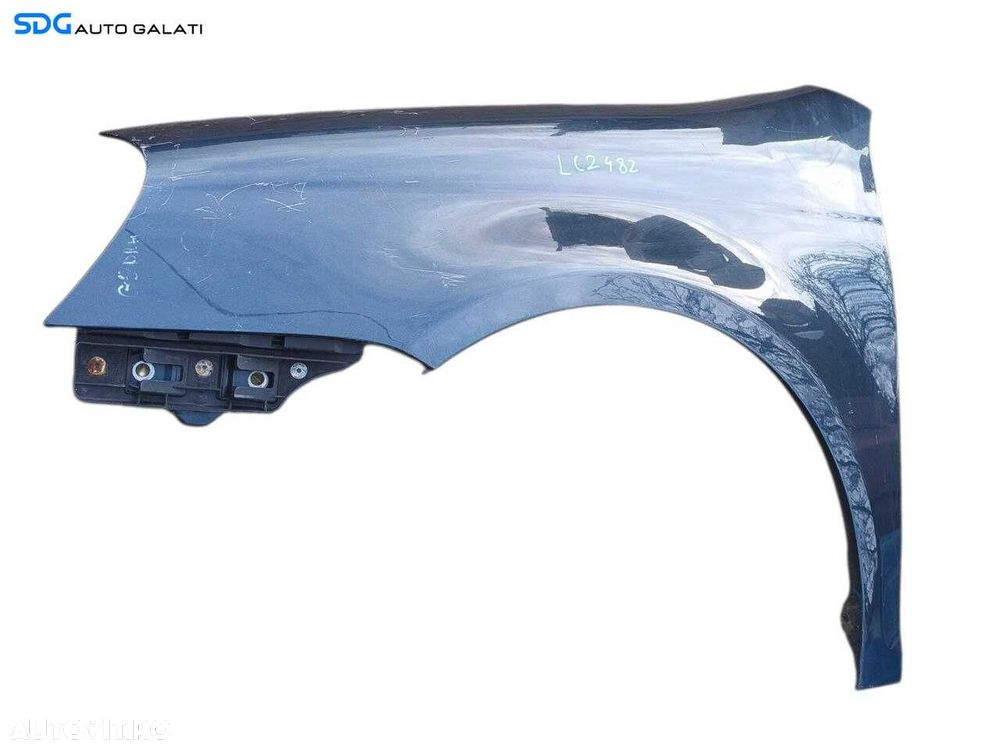 Aripa Stanga Fata Volkswagen Golf 5 Combi Break 2004 - 2008 (Inceput de rugina) [LC2482] - 2