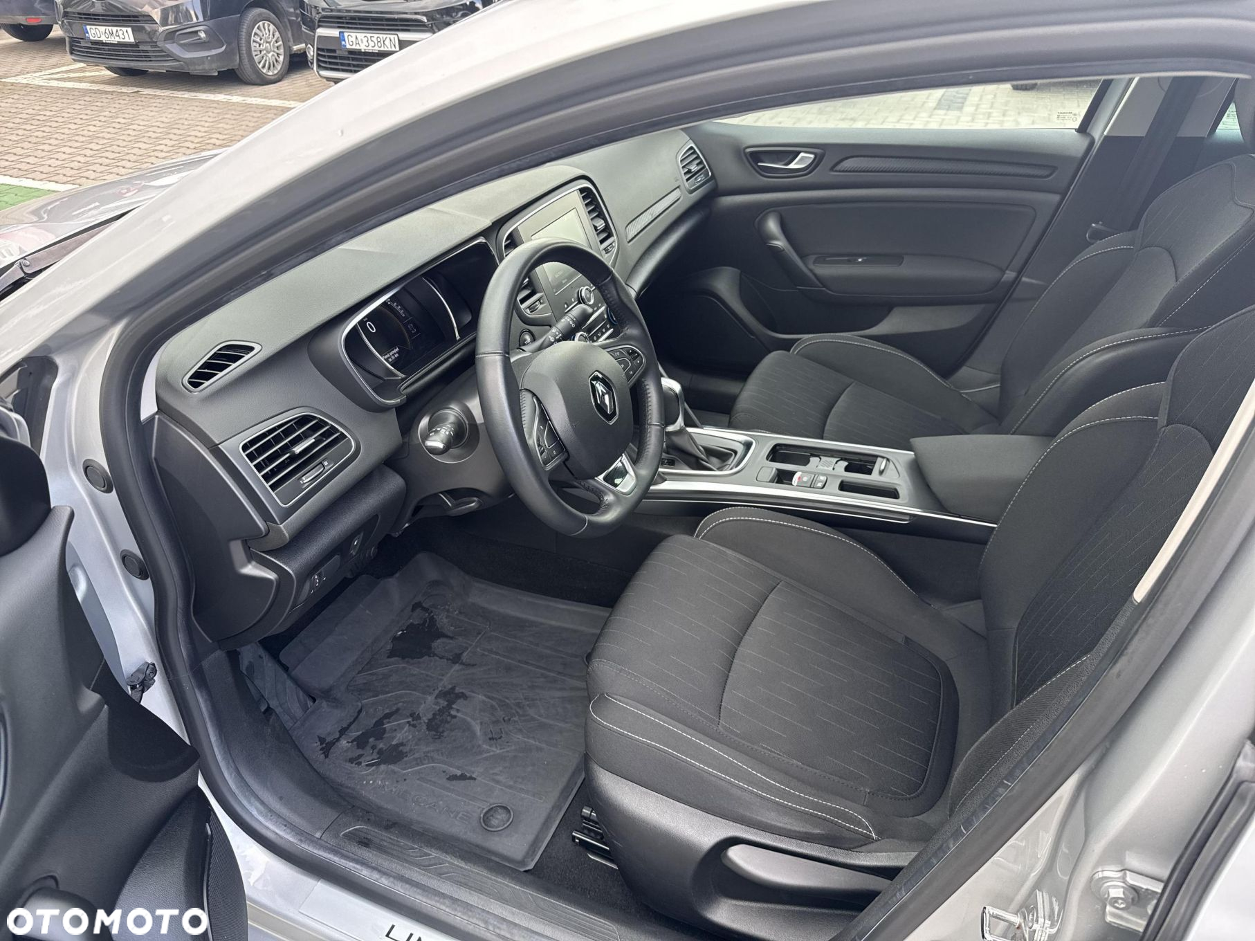 Renault Megane 1.5 dCi Limited EDC - 10