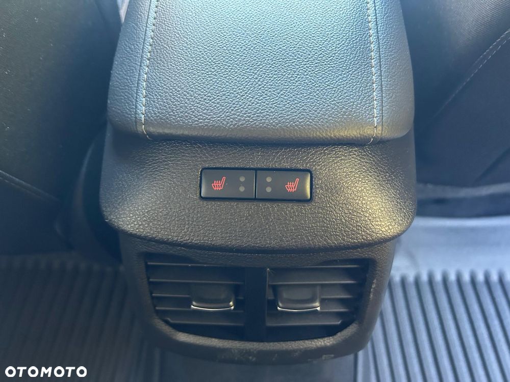 Ford Mondeo 2.0 EcoBlue Titanium - 14