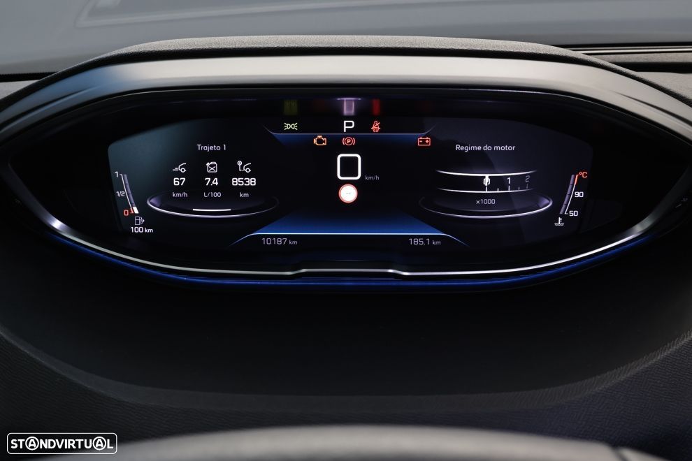 Peugeot 5008 1.2 PureTech Allure Pack EAT8 - 17