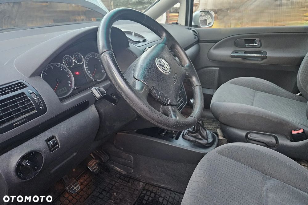 Volkswagen Sharan - 9